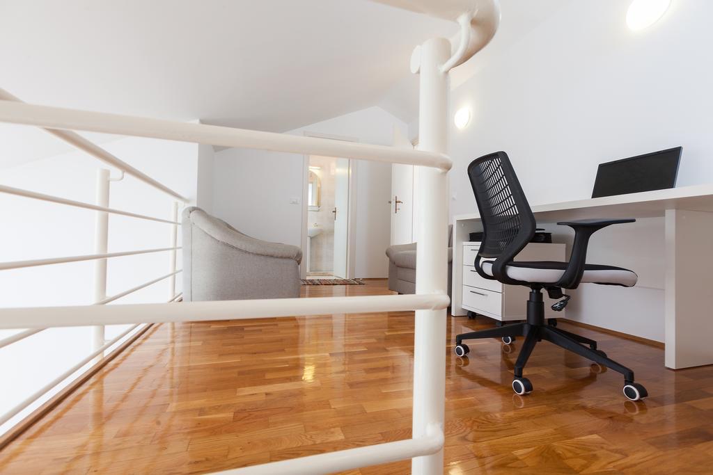 New Gallery Apartment With Beautiful View Baška Voda Zewnętrze zdjęcie