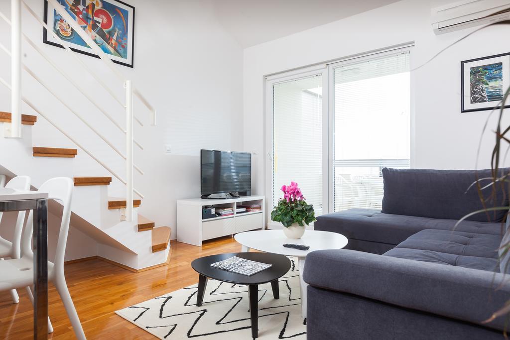 New Gallery Apartment With Beautiful View Baška Voda Zewnętrze zdjęcie