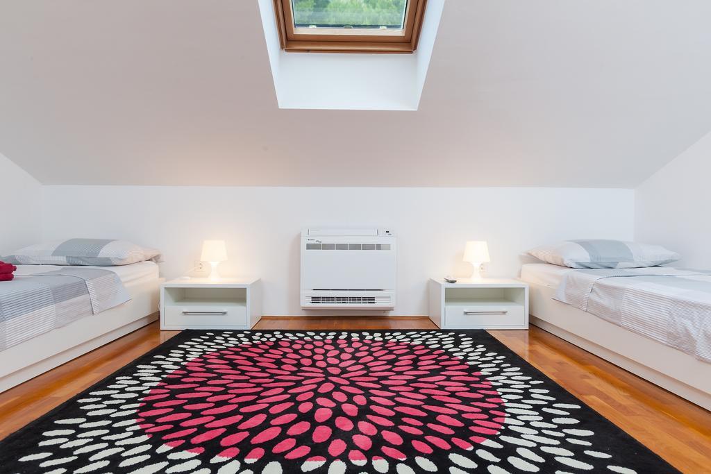 New Gallery Apartment With Beautiful View Baška Voda Zewnętrze zdjęcie